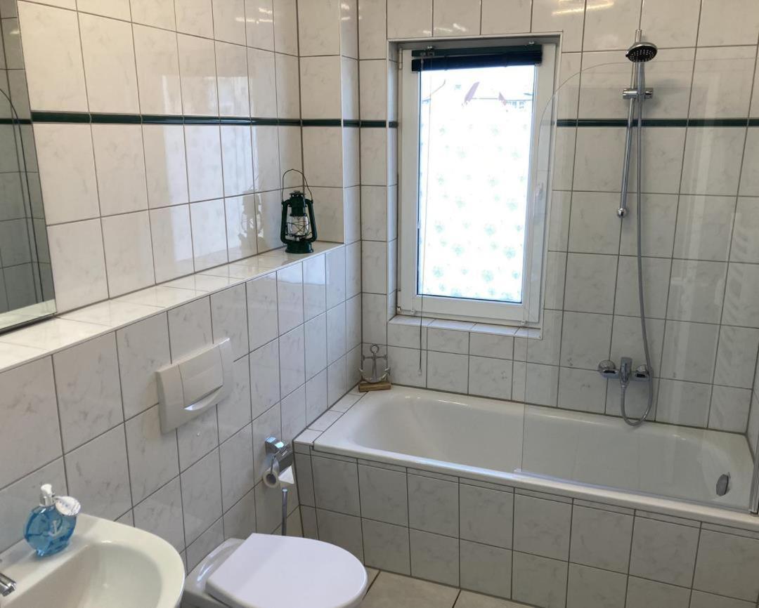 Wohnung 9 Meer-Ruhe Im Haus Stranddistel Komfortable Ferienwohnung Im 1 Og Fuer 4 Personen In ซิงสท์ ภายนอก รูปภาพ